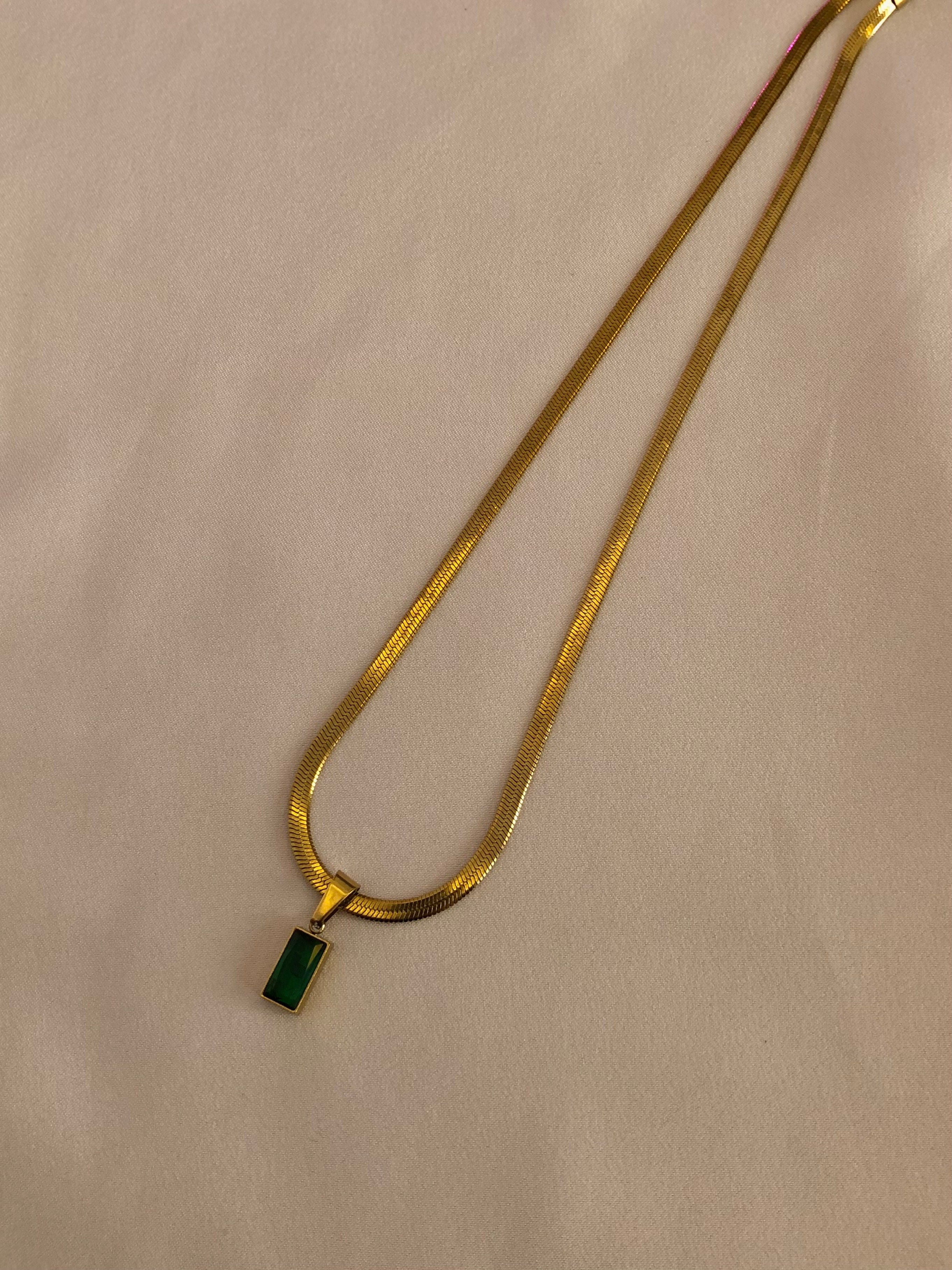 Stainless green stone pendant