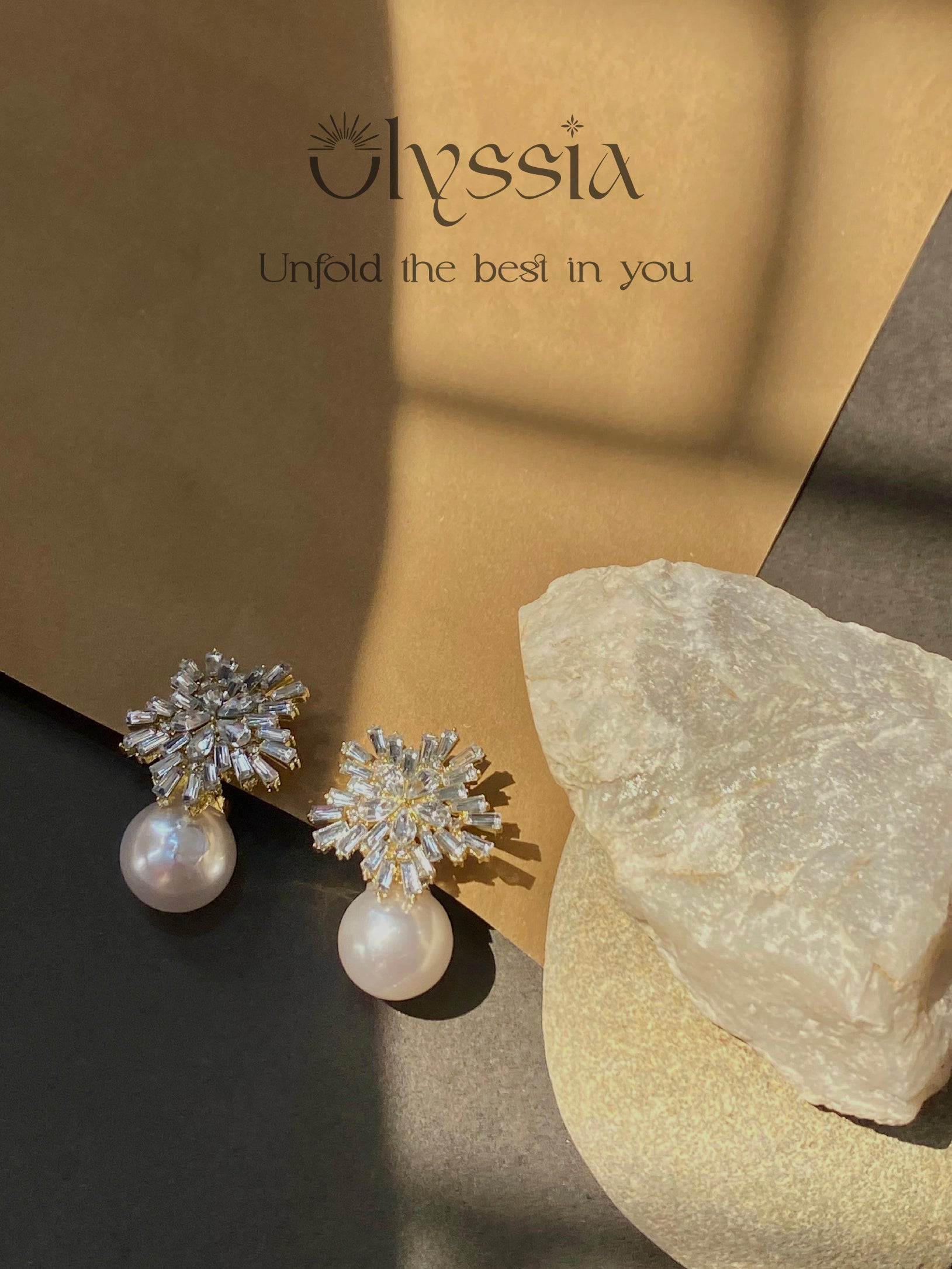 Pearl zircon earrings